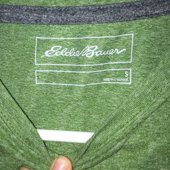 Eddie Bauer Men's T-Shirt - Picture 4 of 4